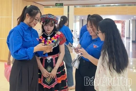 Gen Z và “trái độc” dân chủ