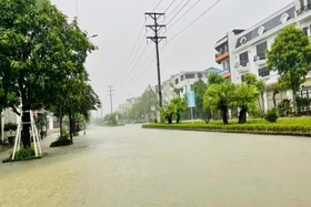 Thời tiết ngày 25/8: Bắc Bộ tiếp tục mưa lớn, Trung Bộ nắng nóng