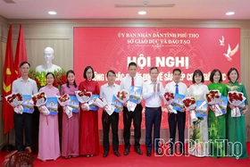 Sở Giáo dục và Đào tạo Phú Thọ công bố các quyết định về sắp xếp cơ sở giáo dục và công tác cán bộ