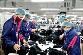 Tăng lương tối thiểu vùng năm 2027: Cân bằng lợi ích người lao động và doanh nghiệp
