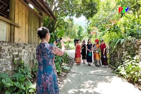 Stories from Muong hamlets