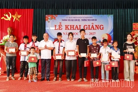 Phó Bí thư Tỉnh ủy, Chủ tịch HĐND tỉnh Bùi Đức Hinh: Các hoạt động dạy học cần được tổ chức nền nếp ngay từ những ngày đầu năm học mới
