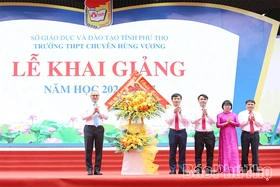 Bí thư Tỉnh ủy Phạm Đại Dương dự Lễ khai giảng năm học mới tại Trường THPT Chuyên Hùng Vương