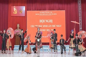 Giữ gìn, phát huy bản sắc văn hóa dân tộc trong trường học