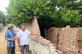 Khi nông dân hiến đất mở đường