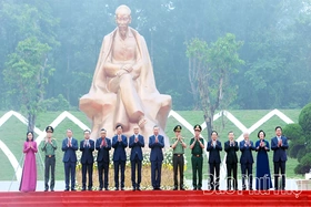 Kỷ niệm 72 năm Ngày Bác Hồ về thăm Đền Hùng và khánh thành Tượng đài “Bác Hồ với ngày hội non sông”