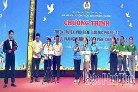Đổi mới công tác tuyên truyền, giáo dục chính trị, tư tưởng cho công nhân