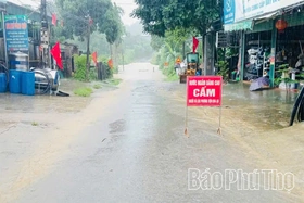 Mưa lớn, 4 ngầm tại xã Toàn Thắng bị ngập sâu