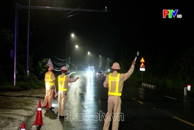 Cảnh báo nguy cơ sạt lở, tai nạn giao thông trên Quốc lộ 6