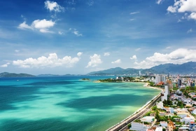 Resort biển ở Nha Trang: Đọc vị bản đồ bờ biển trước khi đặt phòng