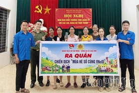 Sôi nổi màu áo xanh tình nguyện ở Cao Sơn