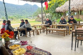 Mai Châu gắn phát triển kinh tế với bảo vệ môi trường
