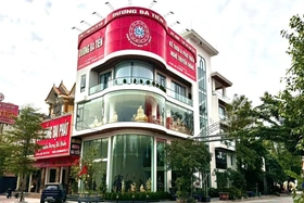 Hướng dẫn cách phân biệt đồ thờ bằng đồng đúc thủ công và đúc máy