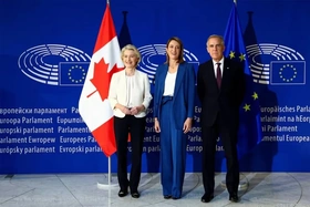 Lãnh đạo EU đưa ra lời mời chưa từng có với Canada