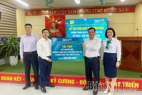 BIDV chi nhánh Phúc Yên trao tài trợ 500 triệu đồng cho Quỹ Khuyến học Trường THPT Bến Tre