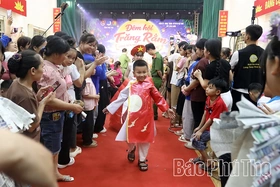 Rộn ràng sắc màu Trung thu