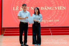 Phát triển đảng viên - Tăng sức mạnh, nâng cao năng lực lãnh đạo của Đảng