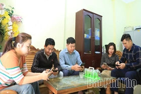 Phong trào “Bình dân học vụ số” ở xã vùng sâu Lạc Lương