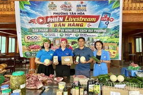 Nông dân Phú Thọ bắt nhịp chuyển đổi số