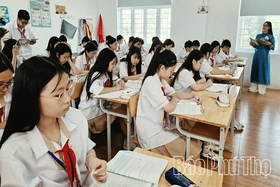 Những “bông hoa đẹp” trong vườn Bác