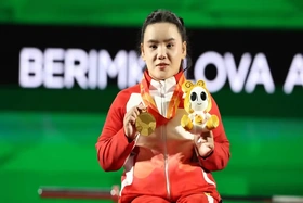 Hai lực sĩ Trung Quốc viết câu chuyện phi thường tại Asian Para Games 5 - 2026