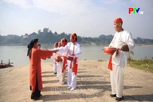 Sắc màu văn hóa - Gìn giữ làn điệu trống quân Đức Bác