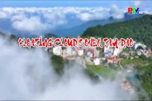 Floating clouds over Tam Dao