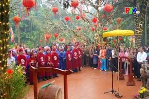 Đặc sắc lễ hội đền Năng Yên