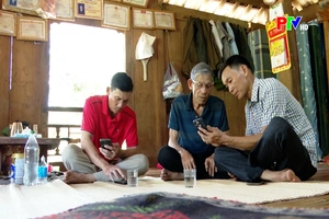 “Sổ tay đảng viên điện tử” và những rào cản ở vùng cao