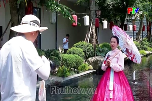 Các điểm du lịch nhộn nhịp đón khách kỳ nghỉ lễ