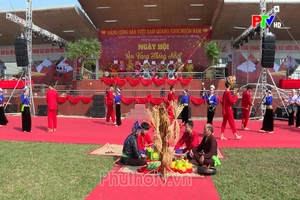Phu Tho Culture Express - Hoa Binh lake opens up new path to the future