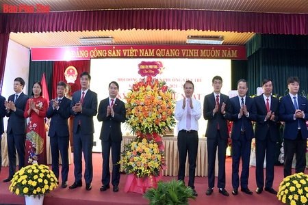 Bí thư Tỉnh ủy Đặng Xuân Phong dự Kỳ họp lần thứ Nhất, HĐND phường Việt Trì