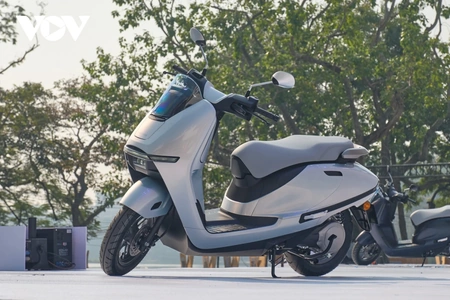 Honda Việt Nam ra mắt xe máy điện UC3 và công bố chính sách bán hàng cho CUV e: