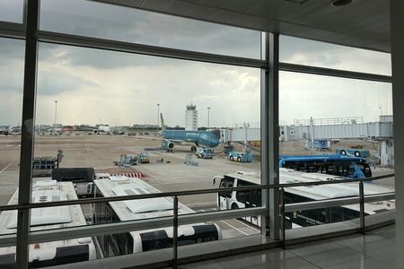 Vé máy bay rẻ “biến mất”