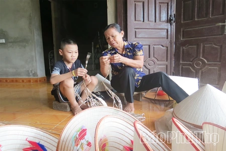 Gìn giữ nét đẹp làng nghề