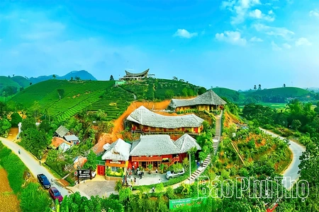 Giữ chân du khách từ “gốc” văn hoá bản địa