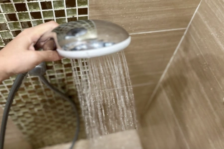 Bác sĩ Trung Quốc chỉ 6 sai lầm chết người khi tắm mùa hè