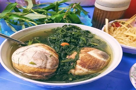 Hiểu đúng về tác dụng của trứng vịt lộn và cách sử dụng tốt cho sức khỏe