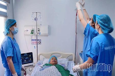Ca ghép tế bào gốc tự thân&nbsp;đầu tiên tại Bệnh viện đa khoa tỉnh