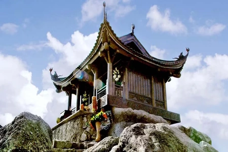 Yên Tử nằm trong danh sách những di sản thế giới đáng khám phá