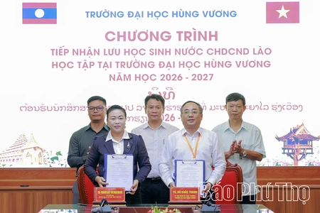 Trường Đại học Hùng Vương tiếp nhận 20 lưu học sinh Lào năm học 2026 - 2027