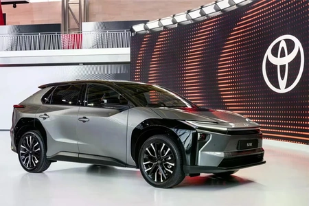 Toyota tính bán xe điện giá “mềm” hơn ở Đông Nam Á