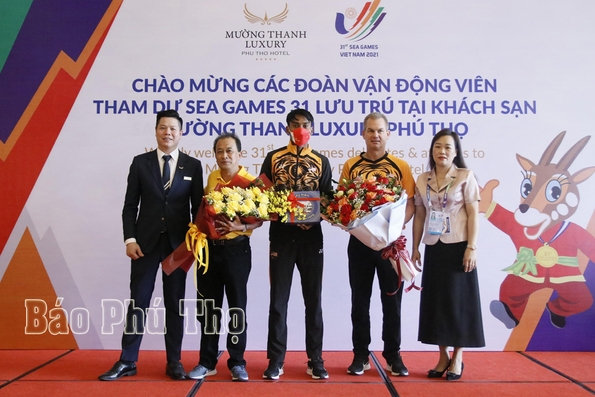 U23 Malaysia đến Phú Thọ cho trận Bán kết gặp U23 Việt Nam