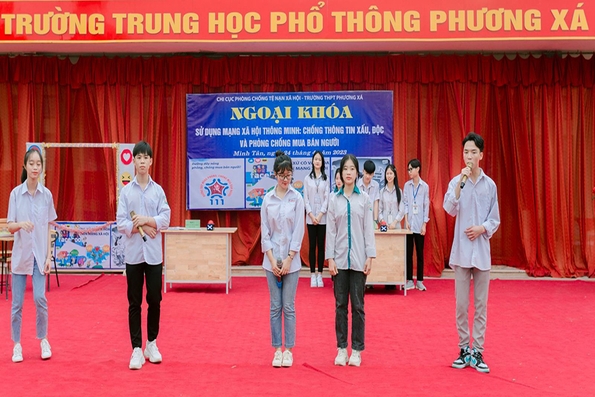 Hơn 1.130 học sinh được tuyên truyền về chống thông tin xấu độc và phòng, chống mua bán người