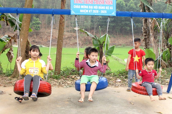 Quan tâm chăm sóc, giáo dục trẻ em phát triển toàn diện