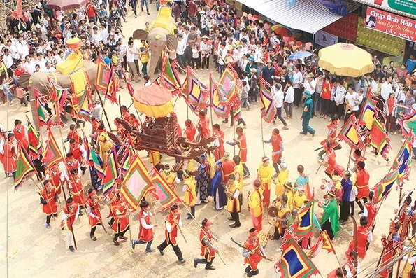 Khai thác hiệu quả thế mạnh du lịch tạo động lực phát triển kinh tế - xã hội nhanh, bền vững