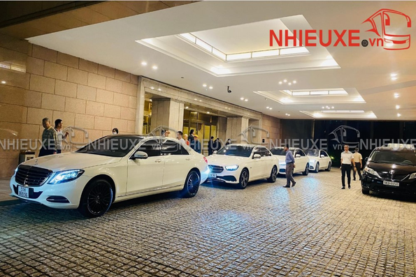 Nhiều Xe cho thuê xe sang, xe cao cấp, xe VIP uy tín và chất lượng tại TPHCM