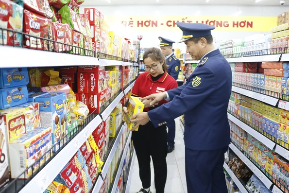 Xử phạt trên 5 tỷ đồng từ vi phạm buôn lậu gian lận thương mại và hàng giả