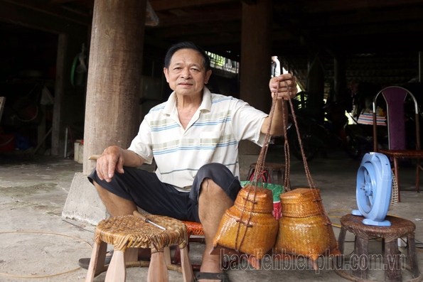 Ghế mây dân tộc Thái trắng Mường Lay