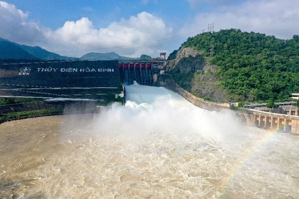 Đảm bảo an toàn hạ du khi hồ thủy điện Hòa Bình, Tuyên Quang xả lũ